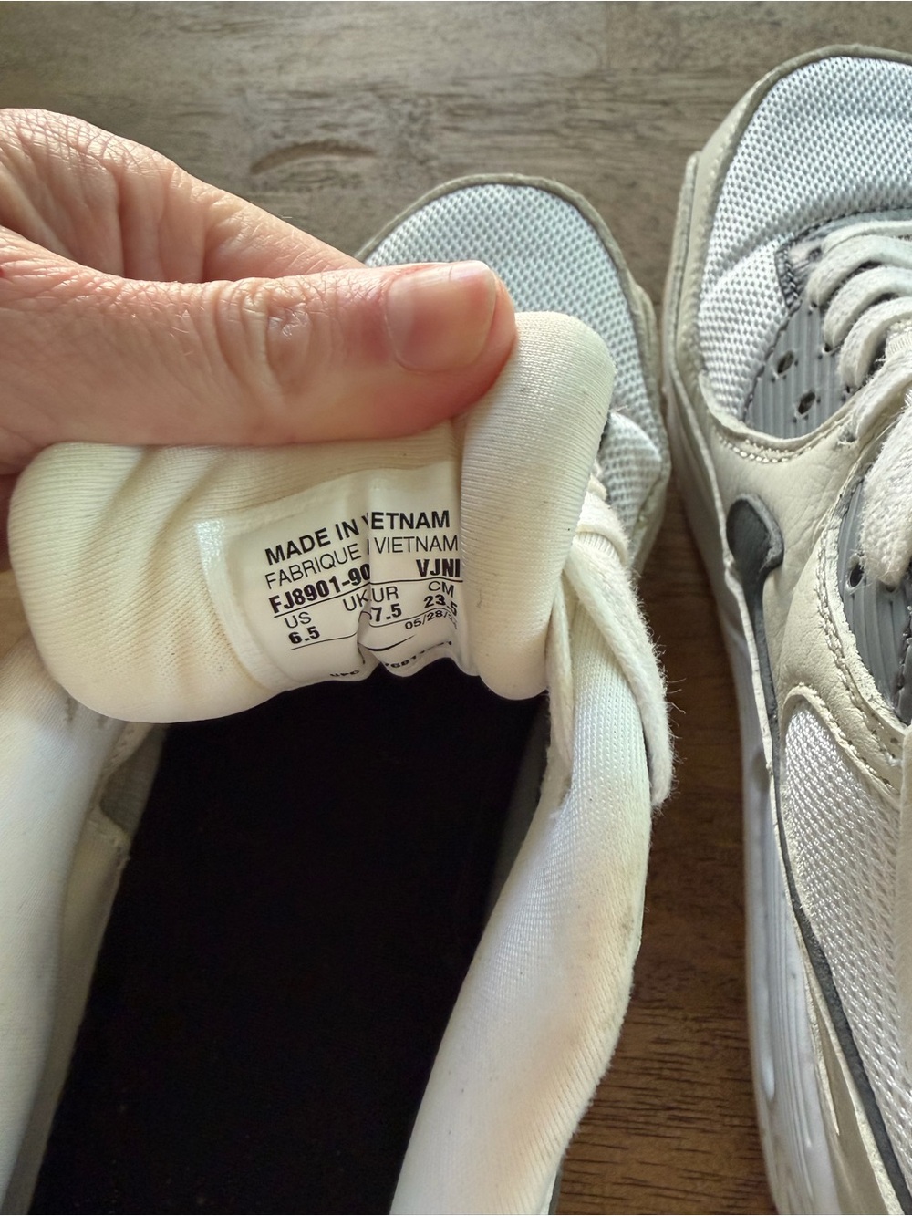 Nike Air Max 90 Women's Athletic Sneakers in White and Gray-Blue - Picture 5 of 8